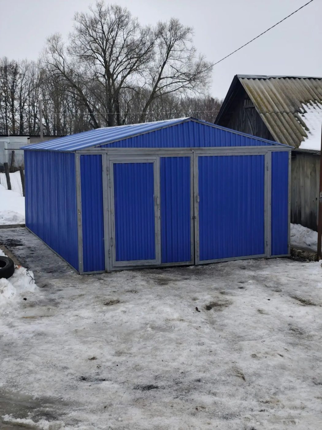 Синий гараж, зимняя установка